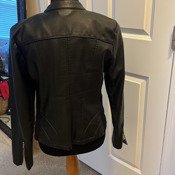 GUESS Faux Leather Jacket Sz M - Picture 8 of 14